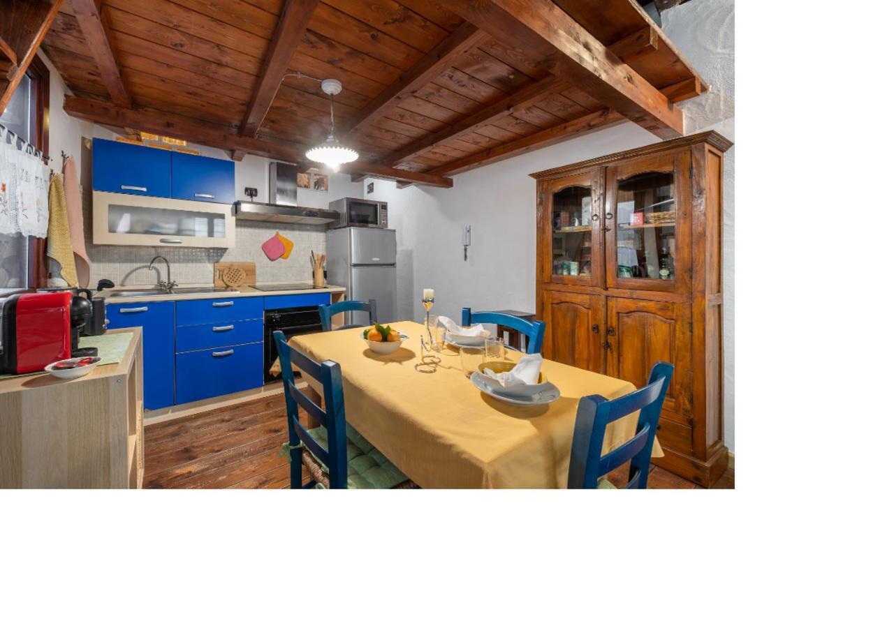 Oldtown Romantic Apartment Cagliari Exteriör bild