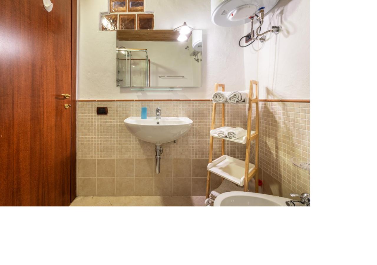 Oldtown Romantic Apartment Cagliari Exteriör bild