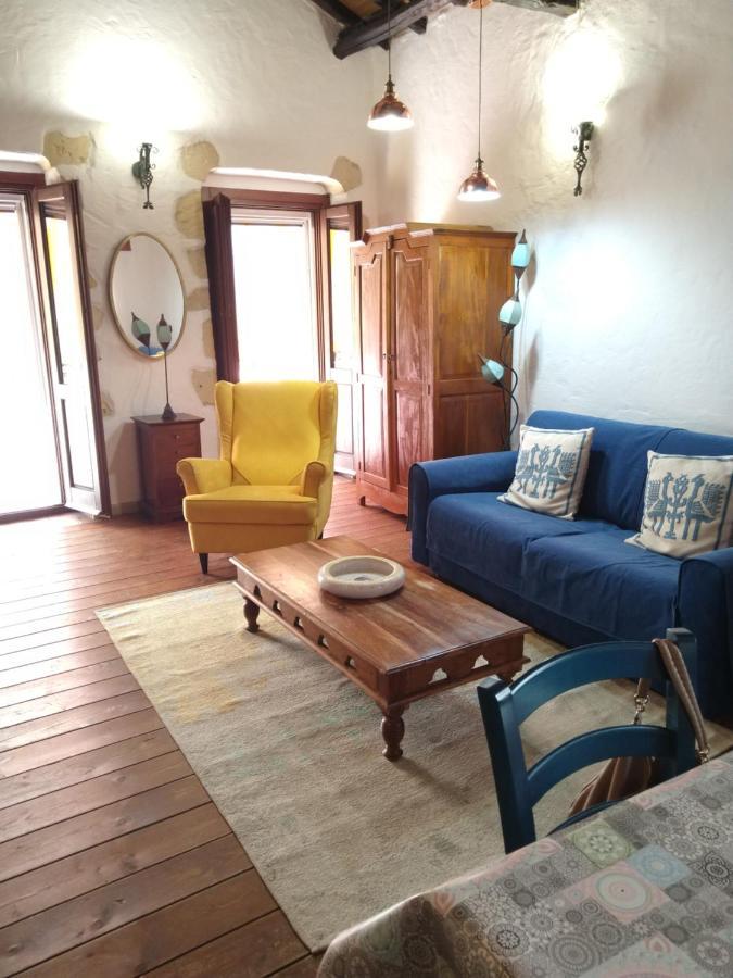 Oldtown Romantic Apartment Cagliari Exteriör bild