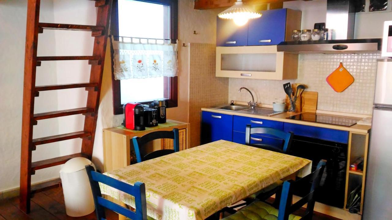 Oldtown Romantic Apartment Cagliari Exteriör bild